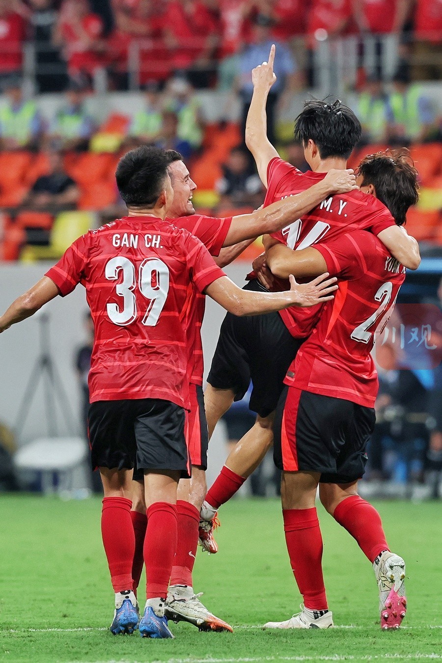 开云官网-成都蓉城迎意大利杯关键赛，今晨手感冰凉，赛场秩序良好，球队文化再被提及的简单介绍