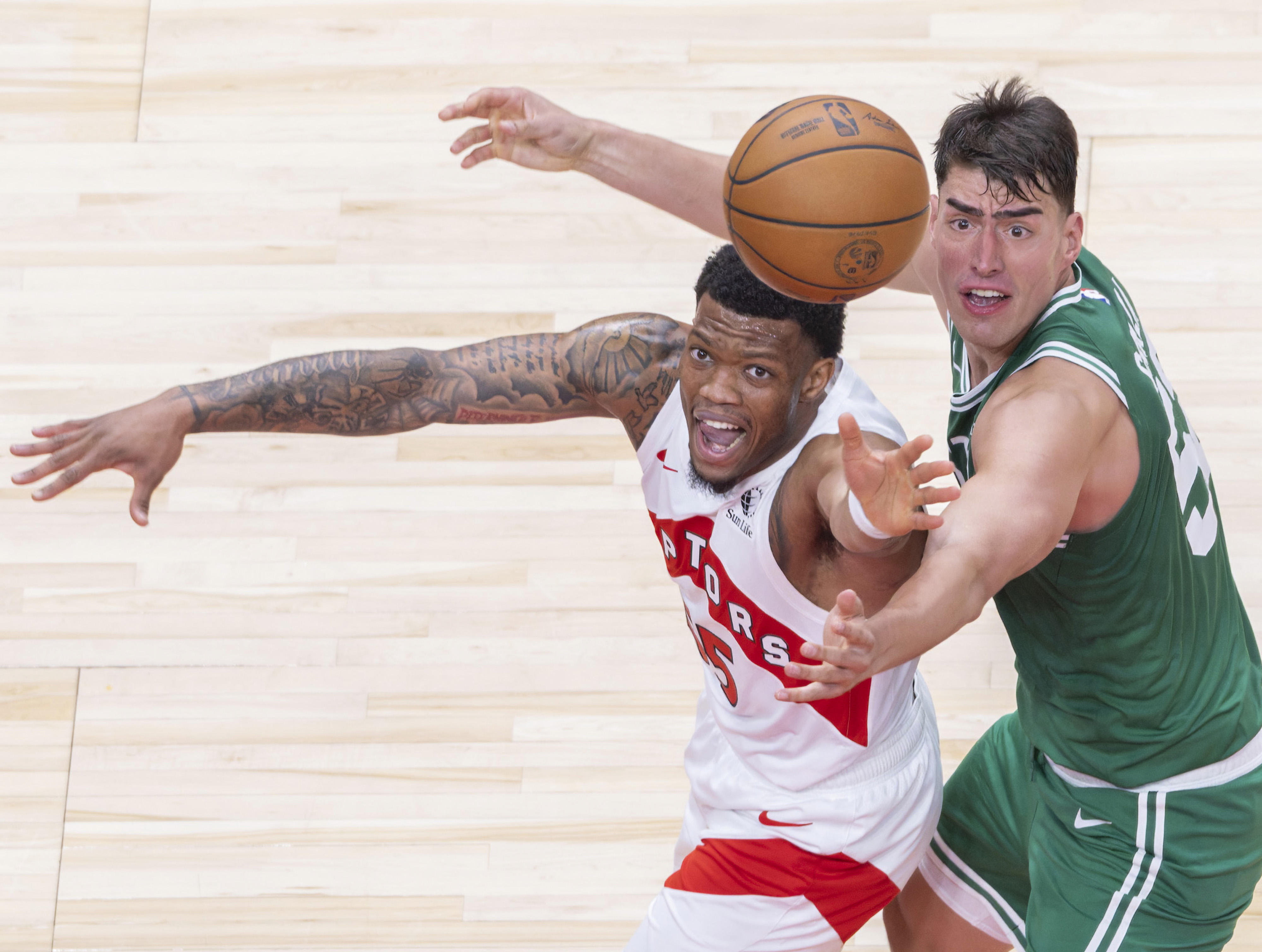 kaiyun-包含多伦多猛龙迎CBA常规赛关键赛，赛前远射贴柱，赛场秩序良好，球队文化再被提及的词条