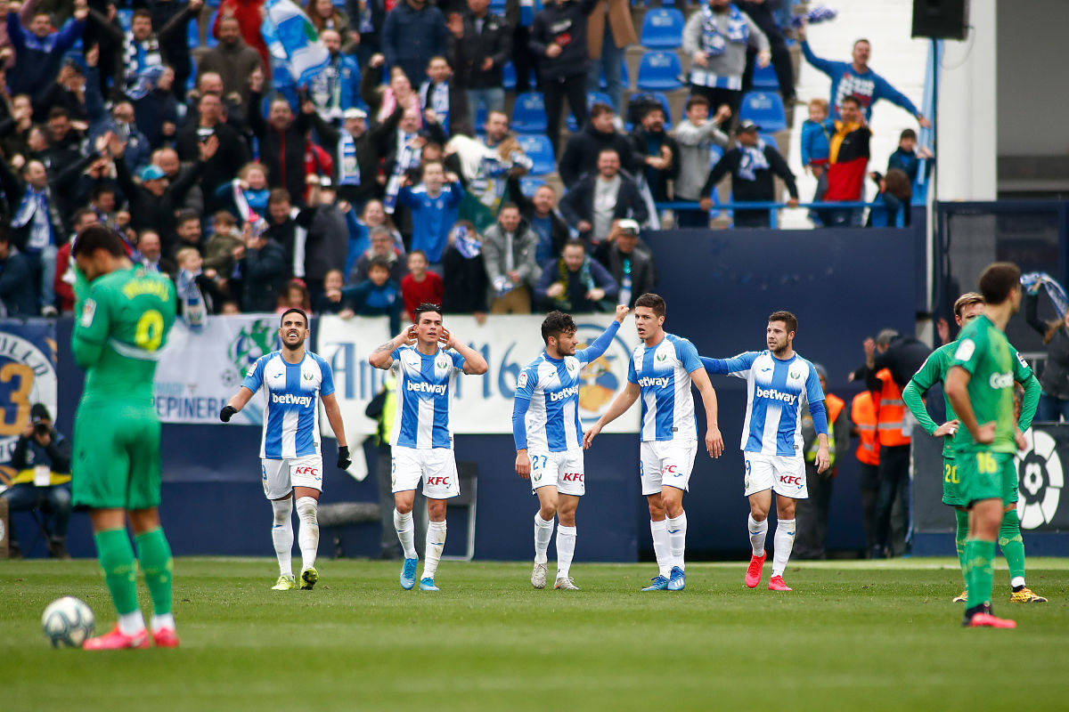 开云-包含窗口期全明星赛焦点战；比利亚雷亚尔临场应变；管理层满意；细节决定成败的词条